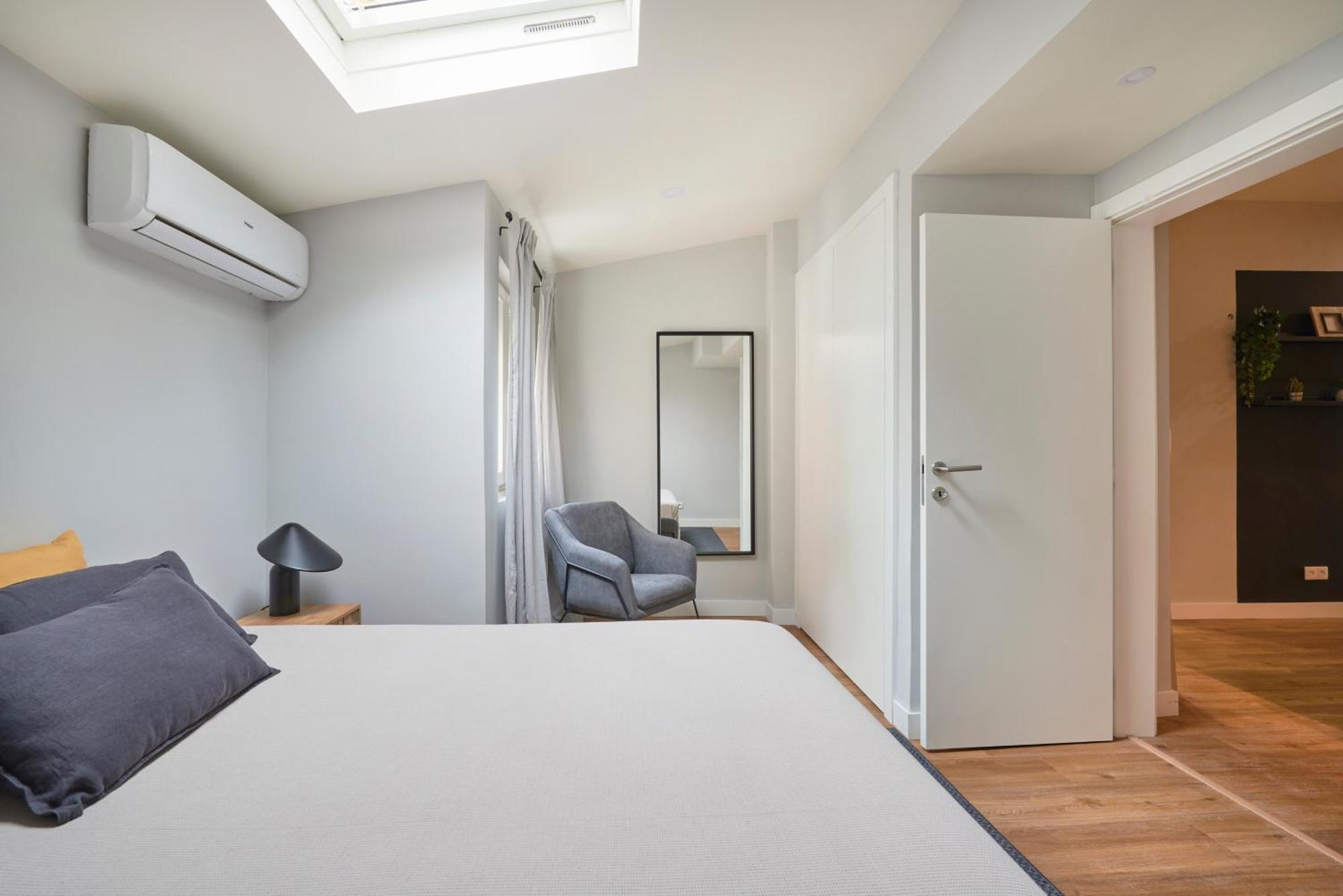 Modern 2 Bed In Campolide Near Amoreiras * Lisboa