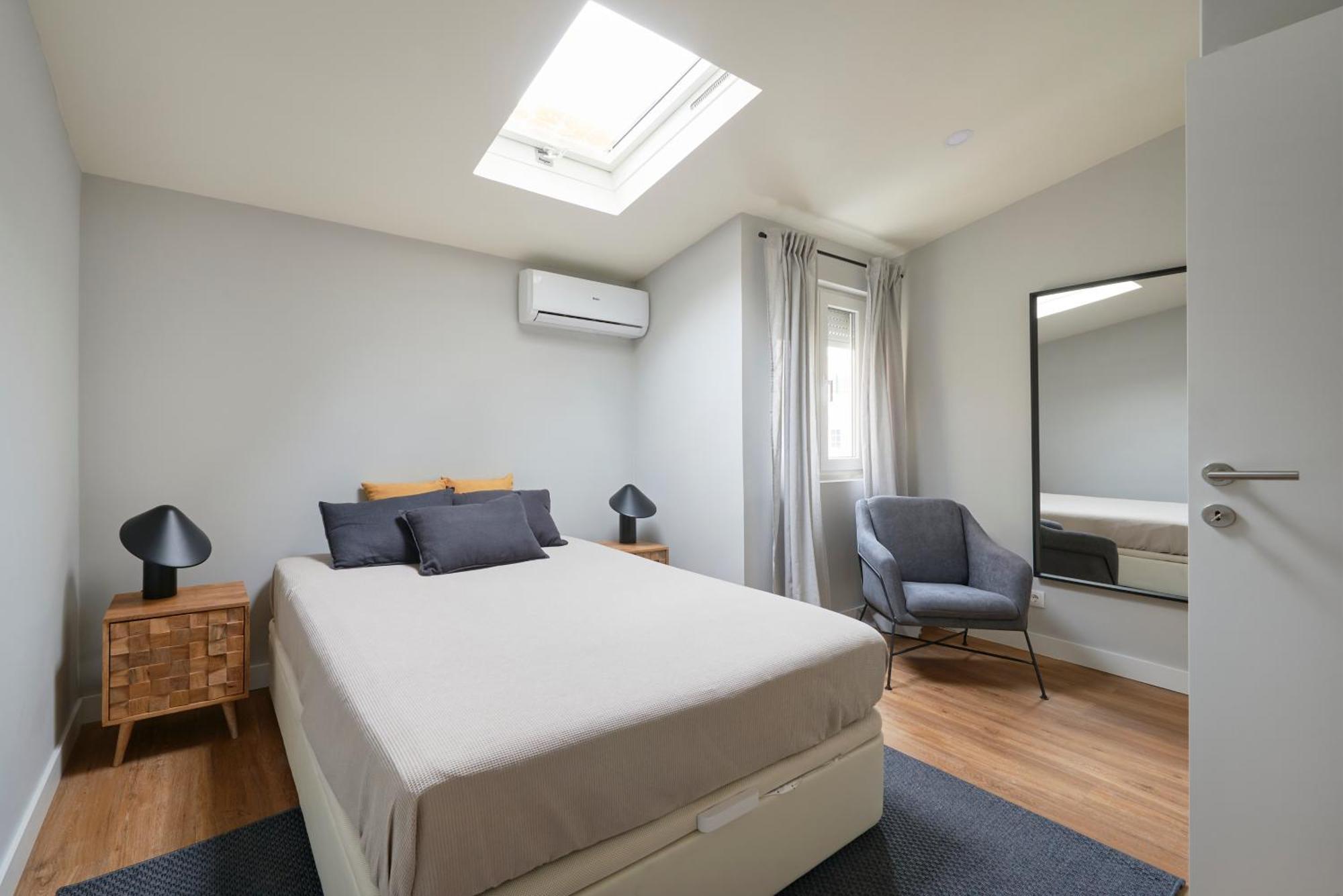 Modern 2 Bed In Campolide Near Amoreiras * Lisboa